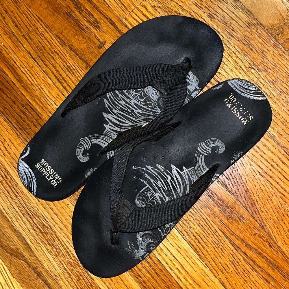 🆓🔴FWP🔴Men’s flip flops